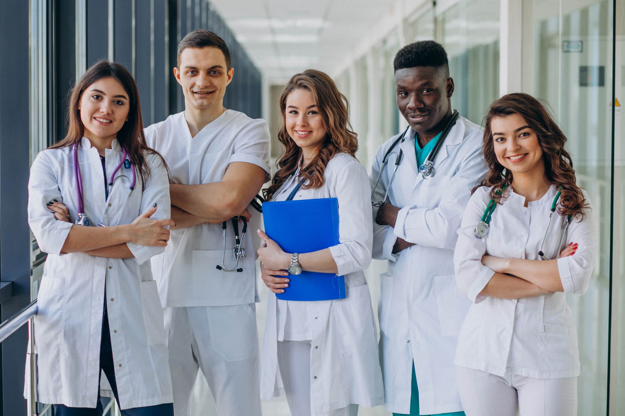 You are currently viewing FPH : qui sont les agents concernés par la revalorisation des salaires ?